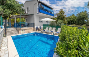 3 Bedroom Beautiful Home In Jadranovo